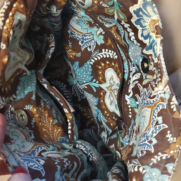 Vera Bradley purse. - Picture 7 of 10
